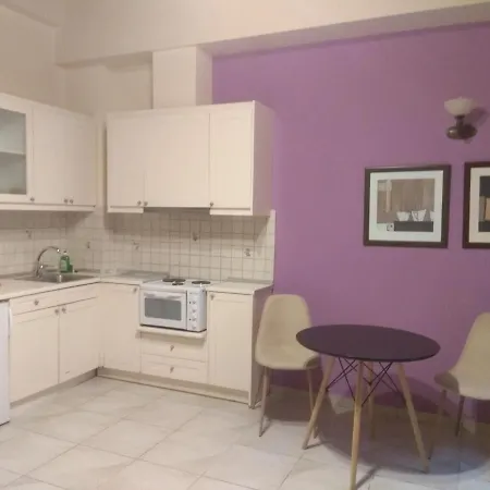 Nakli Traditional Apartment